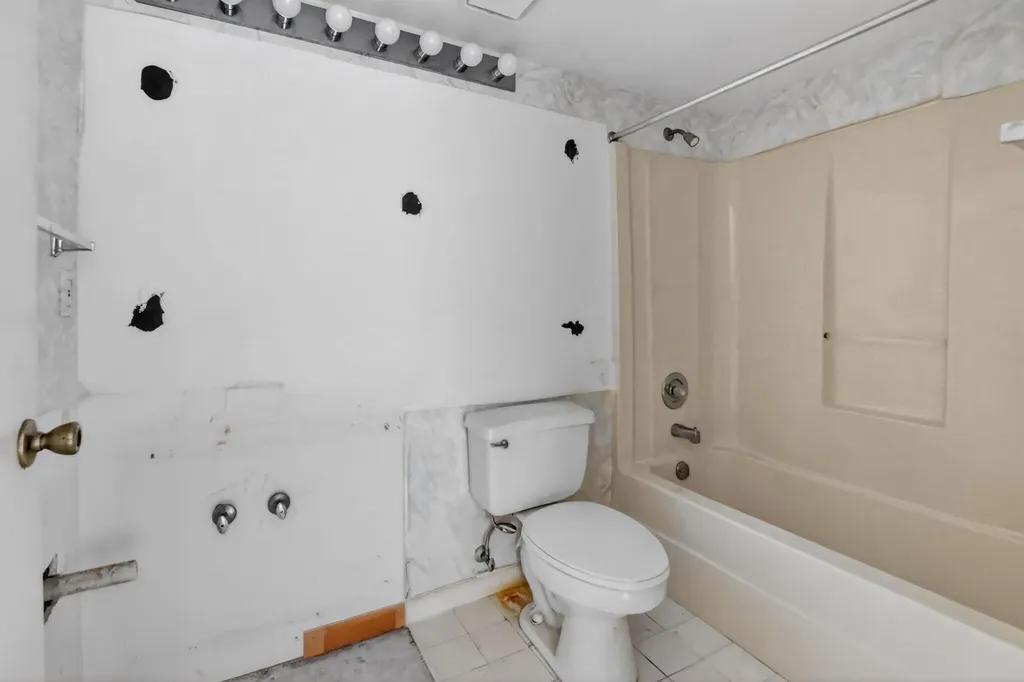 280 NW 67th Street Boca Raton FL 33487