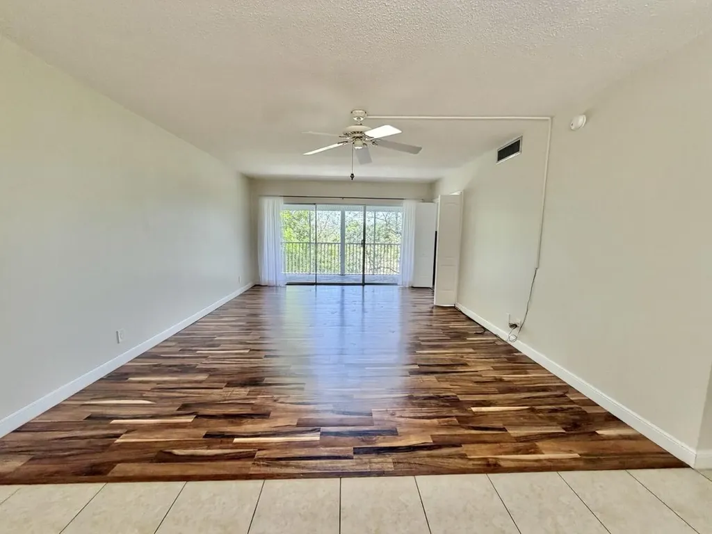 2800 N Palm Aire Drive Pompano Beach FL 33069