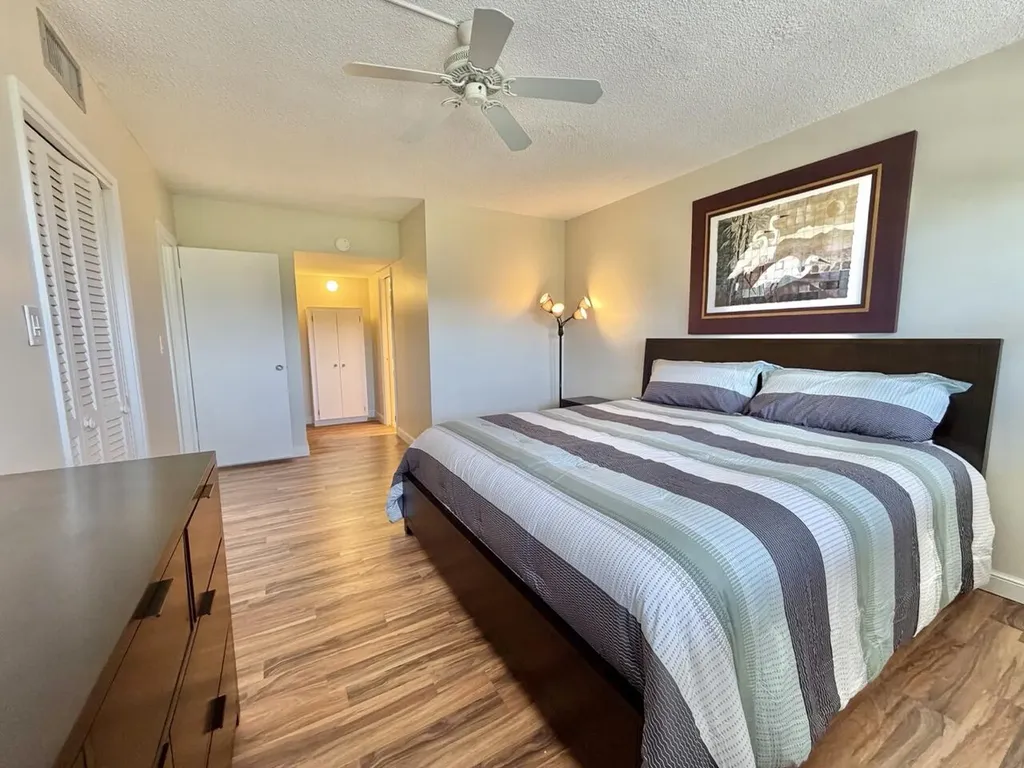 2800 N Palm Aire Drive Pompano Beach FL 33069