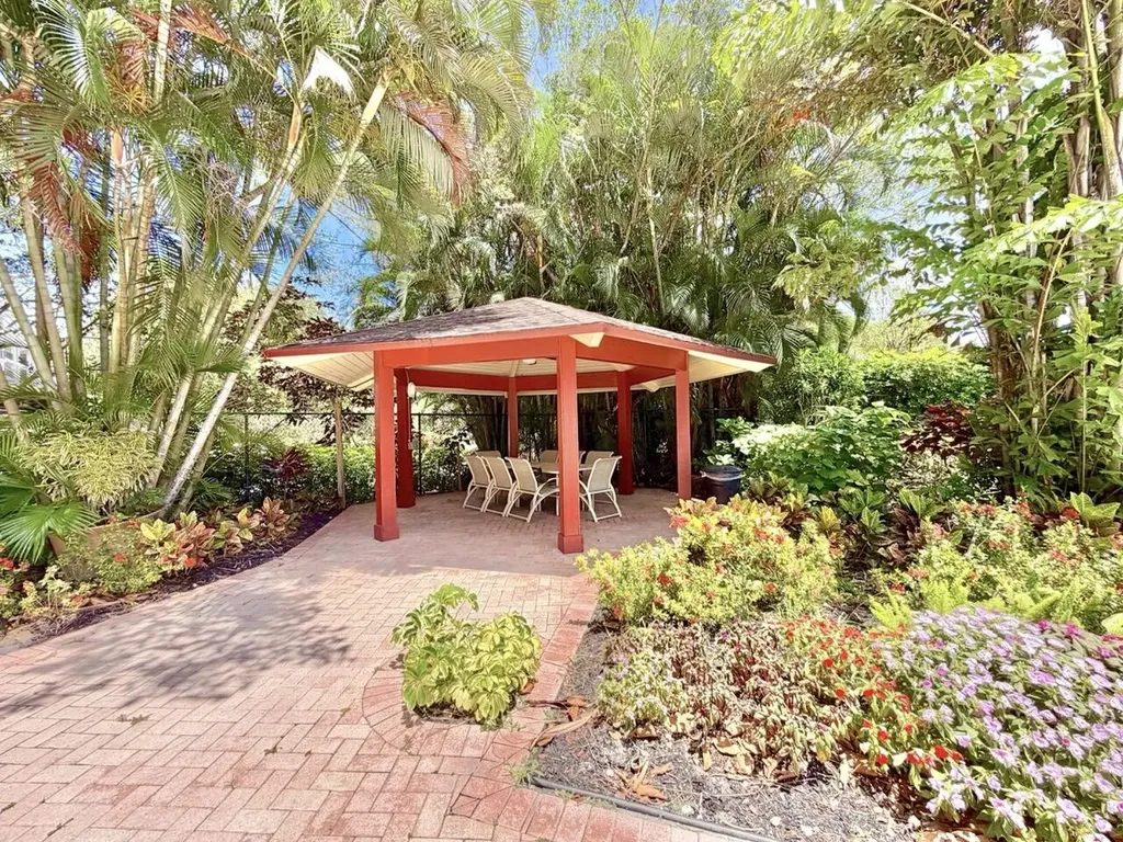 2800 N Palm Aire Drive Pompano Beach FL 33069