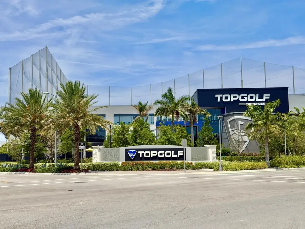 2800 N Palm Aire Drive Pompano Beach FL 33069