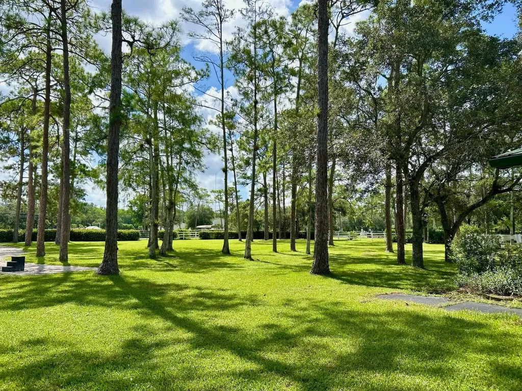 11176 Ira Lane Lake Worth FL 33449