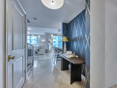 99 SE Mizner Boulevard Boca Raton FL 33432