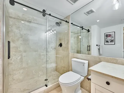 99 SE Mizner Boulevard Boca Raton FL 33432