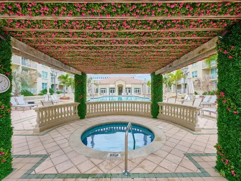 99 SE Mizner Boulevard Boca Raton FL 33432