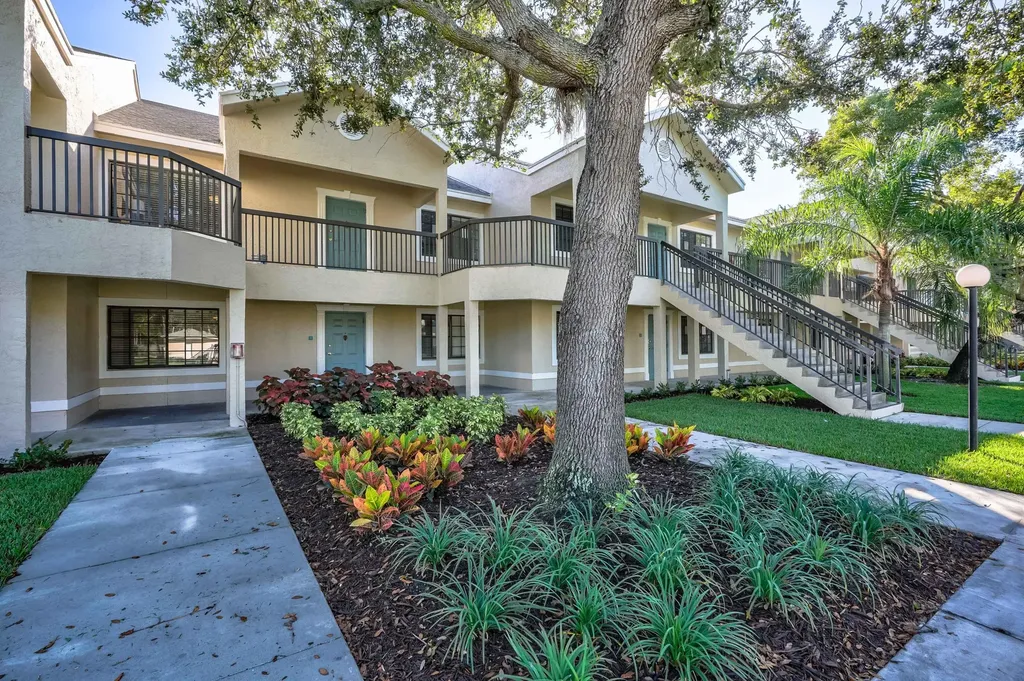 4685 N Haverhill Road West Palm Beach FL 33417