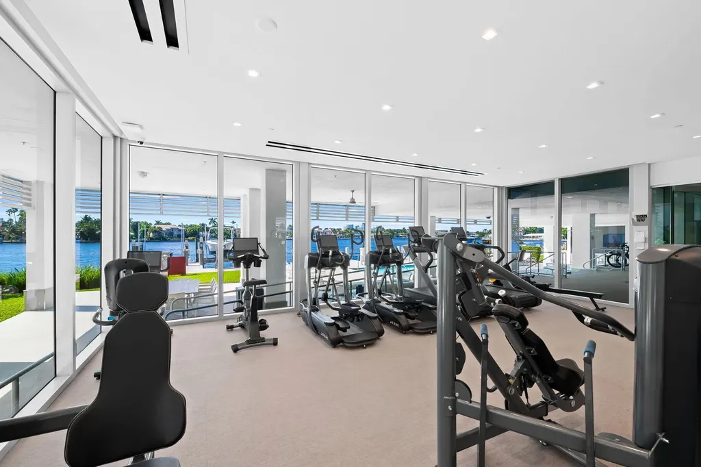 435 Bayshore Drive Fort Lauderdale FL 33304