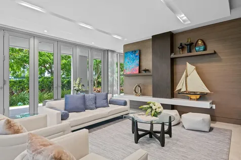 435 Bayshore Drive Fort Lauderdale FL 33304
