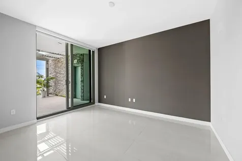 435 Bayshore Drive Fort Lauderdale FL 33304