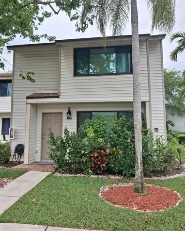 9752 NW 37th Street Sunrise FL 33351