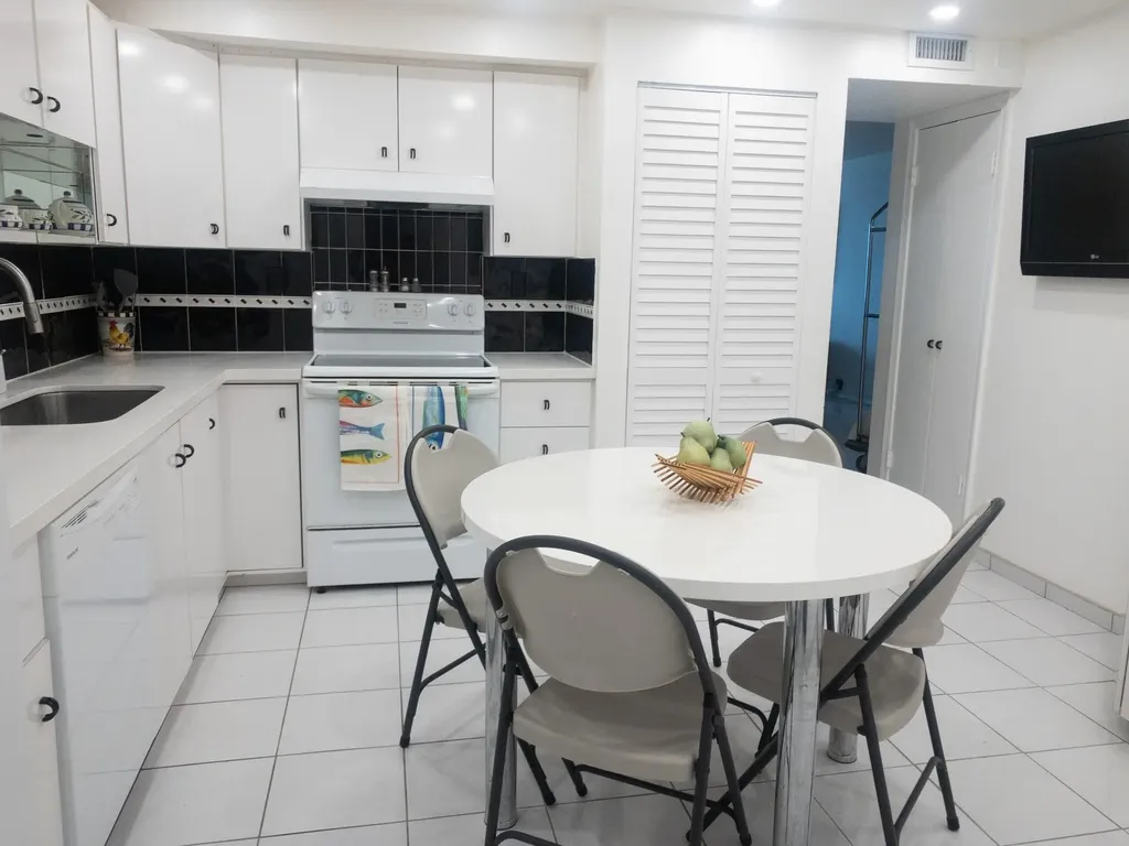 1370 S Ocean Boulevard S Pompano Beach FL 33062