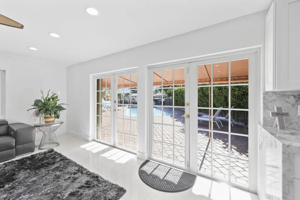 3531 NE 30th Avenue Lighthouse Point FL 33064