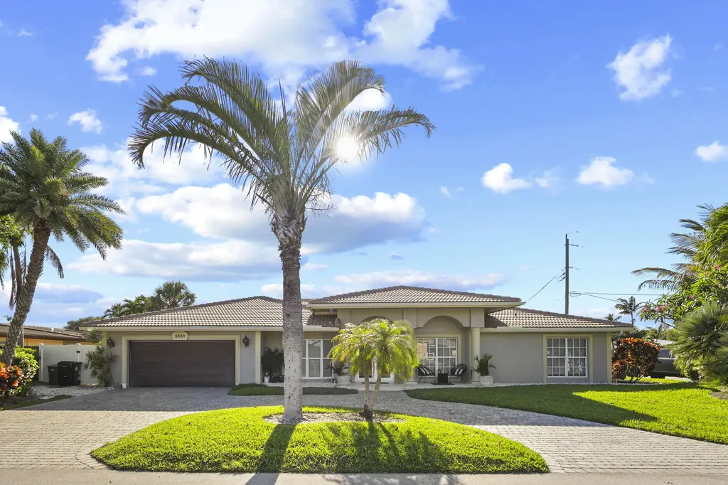 3531 NE 30th Avenue Lighthouse Point FL 33064