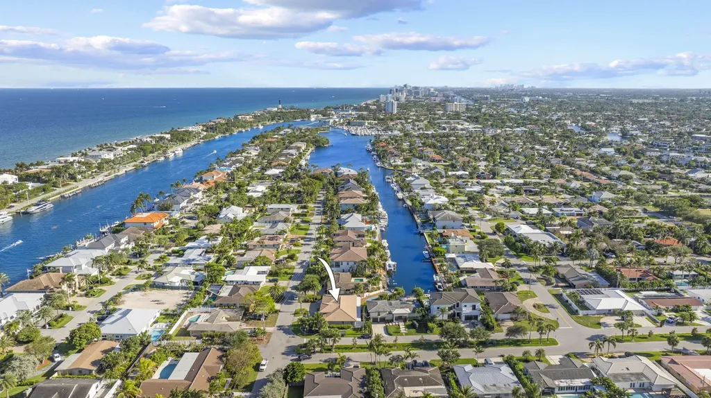 3531 NE 30th Avenue Lighthouse Point FL 33064