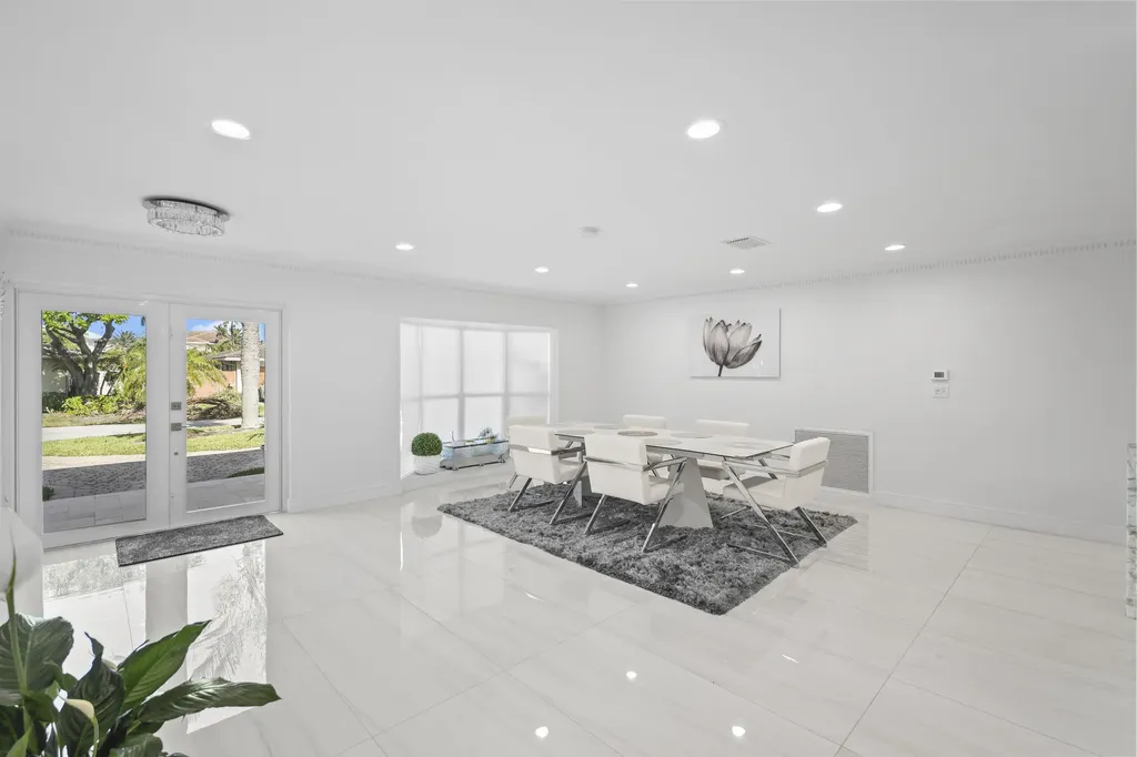 3531 NE 30th Avenue Lighthouse Point FL 33064