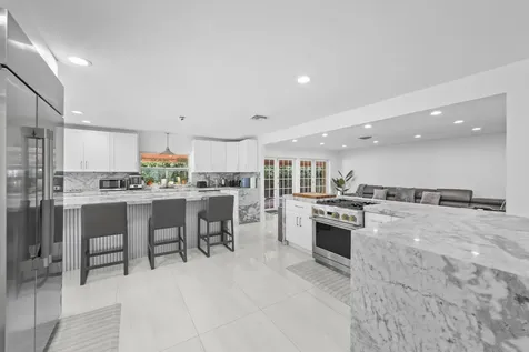 3531 NE 30th Avenue Lighthouse Point FL 33064