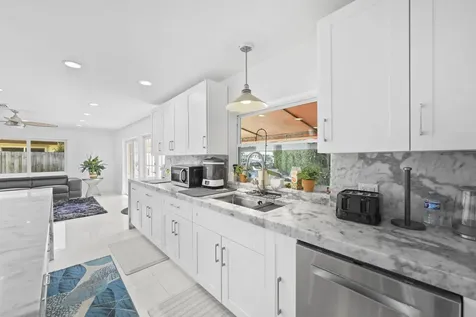 3531 NE 30th Avenue Lighthouse Point FL 33064