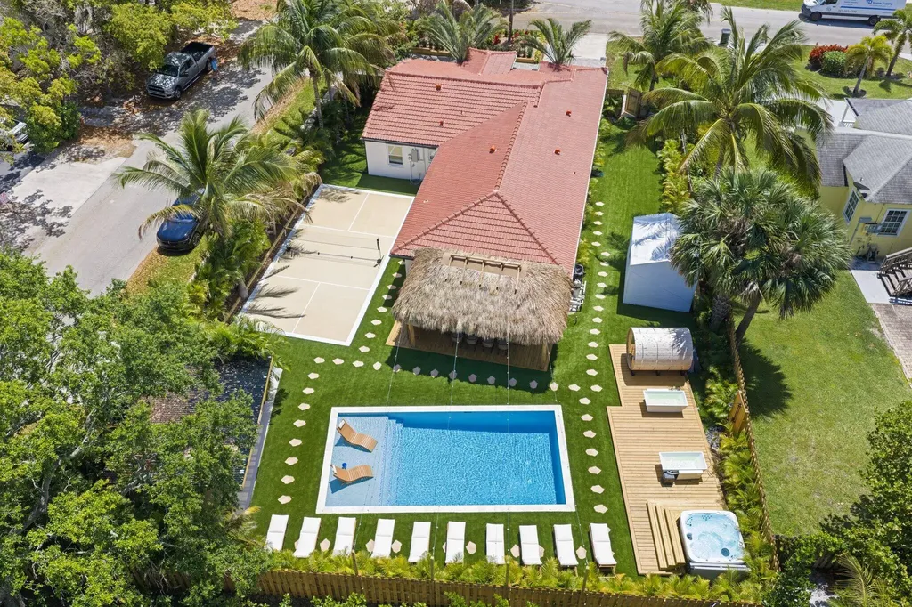 275 NE 16th Street Delray Beach FL 33444