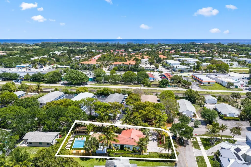 275 NE 16th Street Delray Beach FL 33444