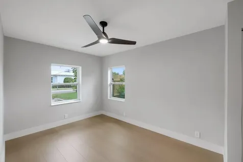275 NE 16th Street Delray Beach FL 33444