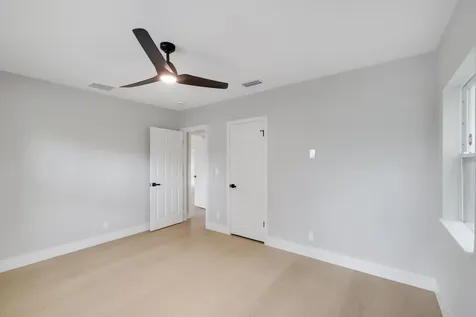 275 NE 16th Street Delray Beach FL 33444