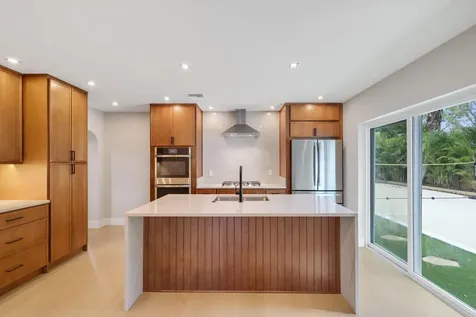 275 NE 16th Street Delray Beach FL 33444