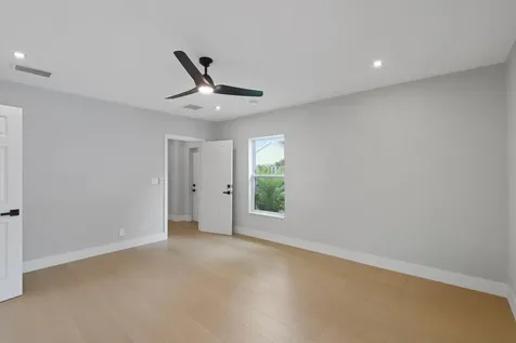 275 NE 16th Street Delray Beach FL 33444