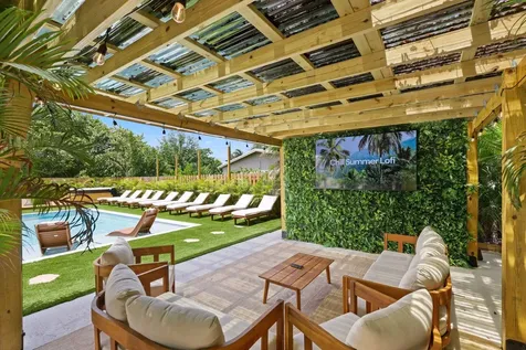 275 NE 16th Street Delray Beach FL 33444
