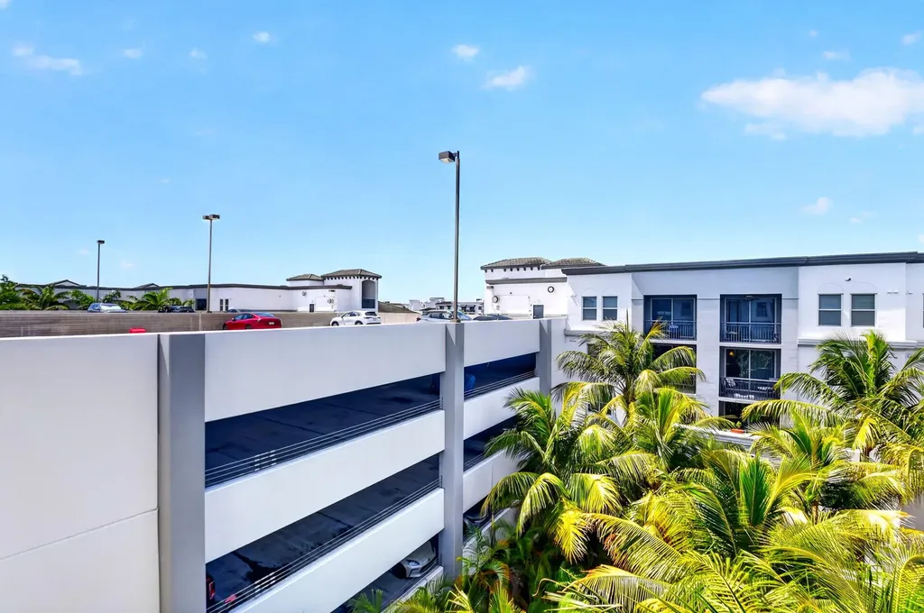 1660 Renaissance Commons Boulevard Boynton Beach FL 33426
