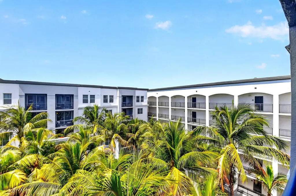 1660 Renaissance Commons Boulevard Boynton Beach FL 33426