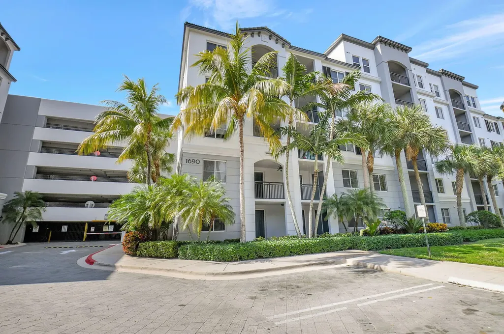 1660 Renaissance Commons Boulevard Boynton Beach FL 33426