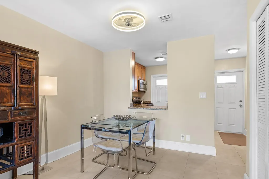 2701 NE 1st Street Pompano Beach FL 33062