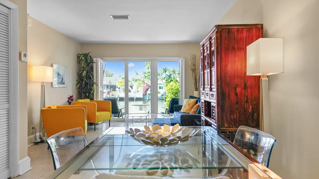 2701 NE 1st Street Pompano Beach FL 33062