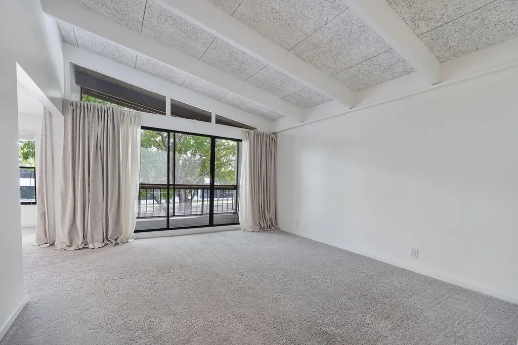 9717 N New River Canal Road Plantation FL 33324