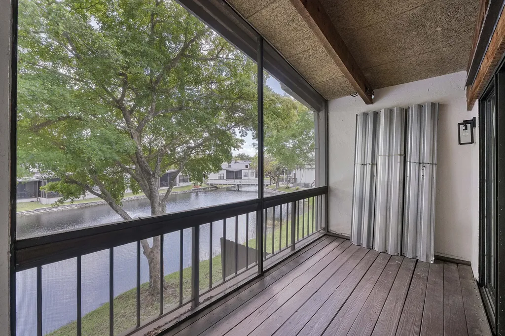 9717 N New River Canal Road Plantation FL 33324