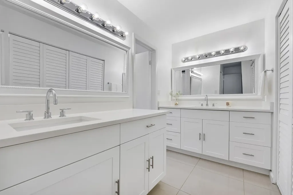 9717 N New River Canal Road Plantation FL 33324