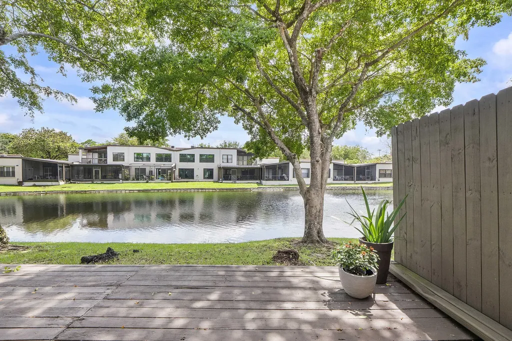 9717 N New River Canal Road Plantation FL 33324