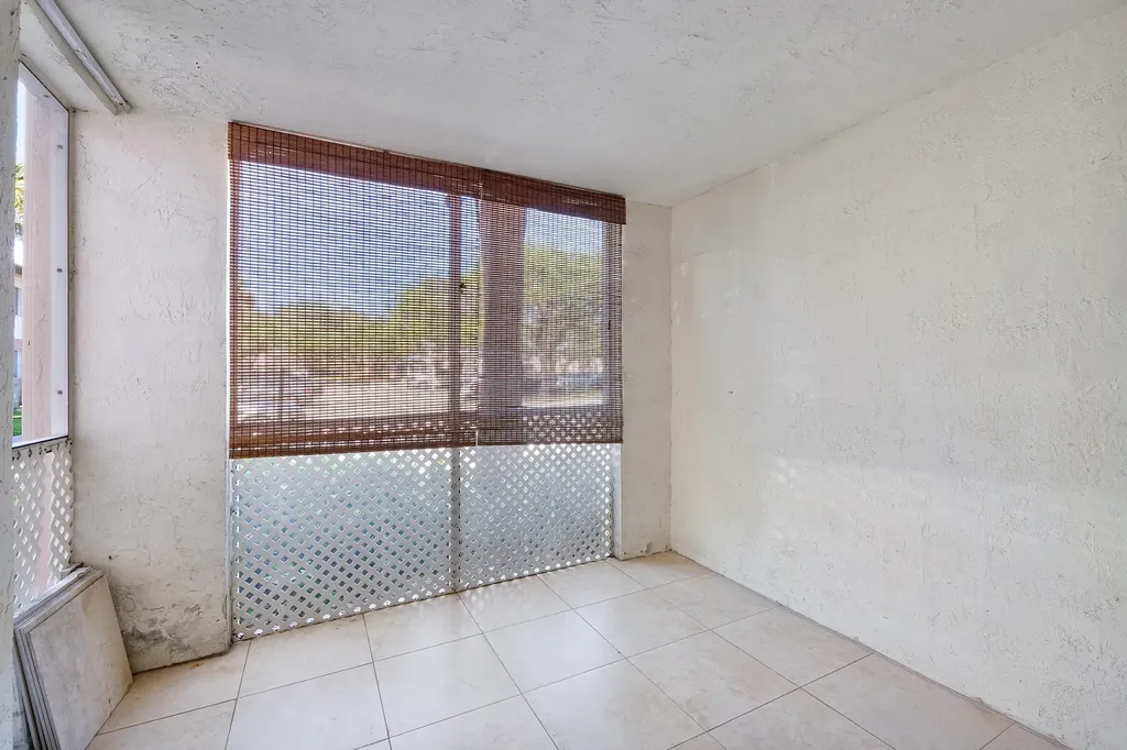 9777 Westview Drive Coral Springs FL 33076