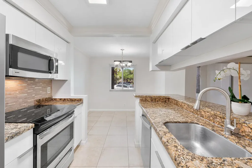 9777 Westview Drive Coral Springs FL 33076