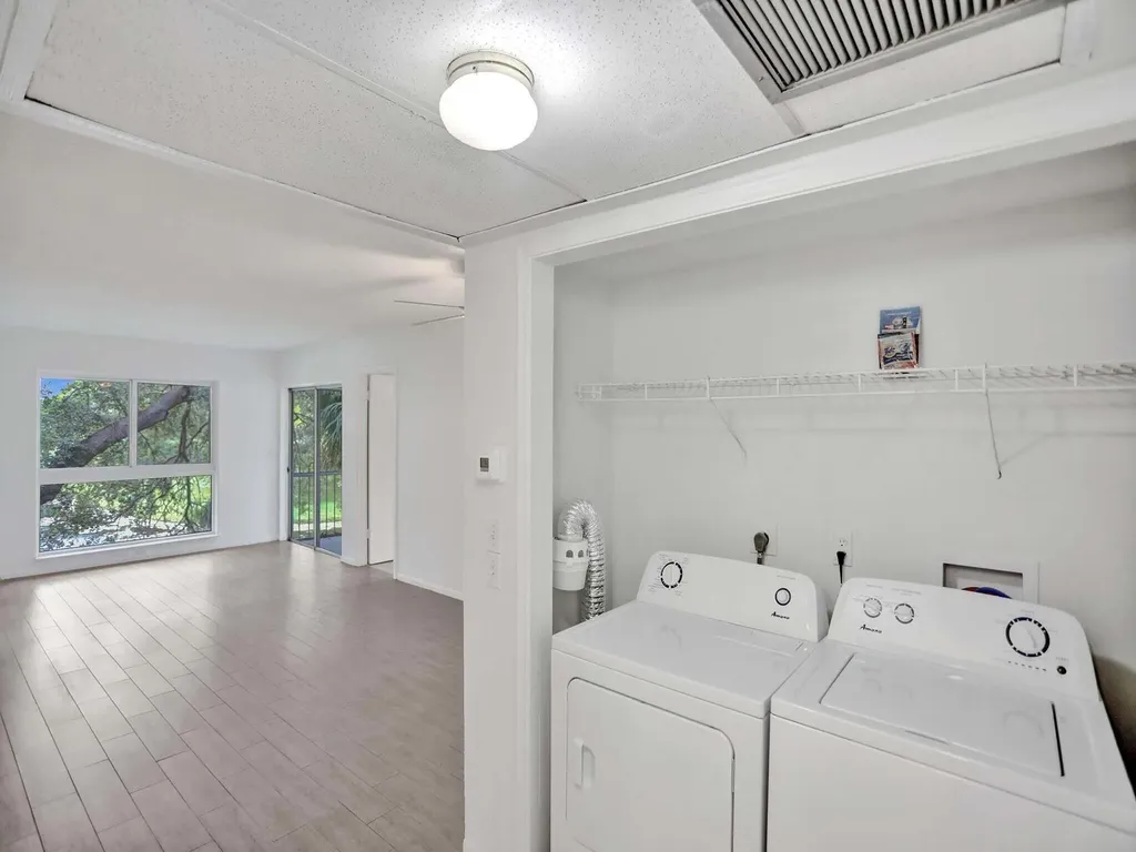 10193 N Military Trail Palm Beach Gardens FL 33410