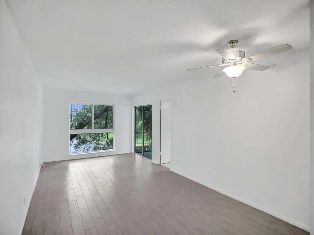 10193 N Military Trail Palm Beach Gardens FL 33410