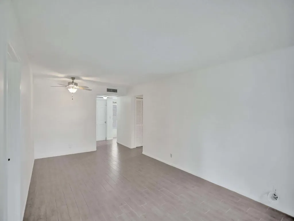 10193 N Military Trail Palm Beach Gardens FL 33410