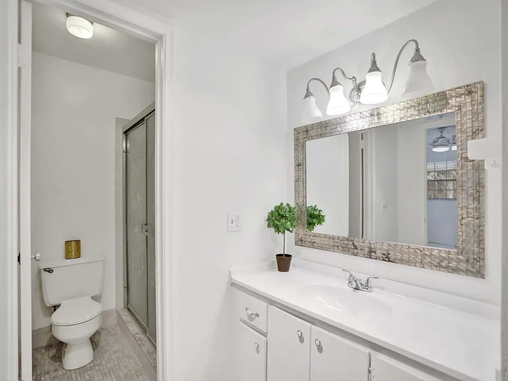 10193 N Military Trail Palm Beach Gardens FL 33410