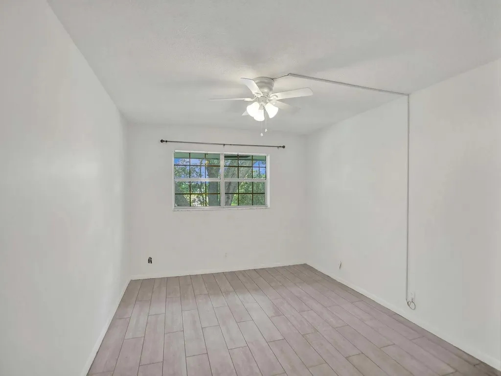 10193 N Military Trail Palm Beach Gardens FL 33410