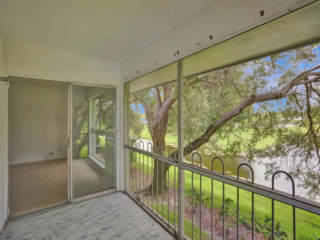 10193 N Military Trail Palm Beach Gardens FL 33410