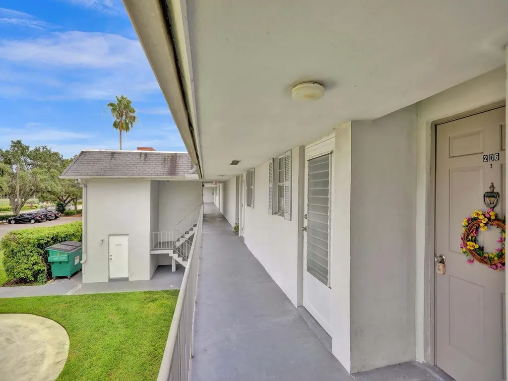 10193 N Military Trail Palm Beach Gardens FL 33410