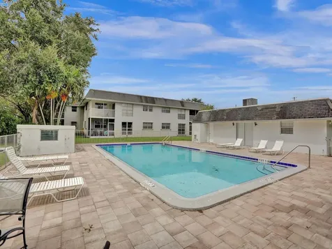 10193 N Military Trail Palm Beach Gardens FL 33410