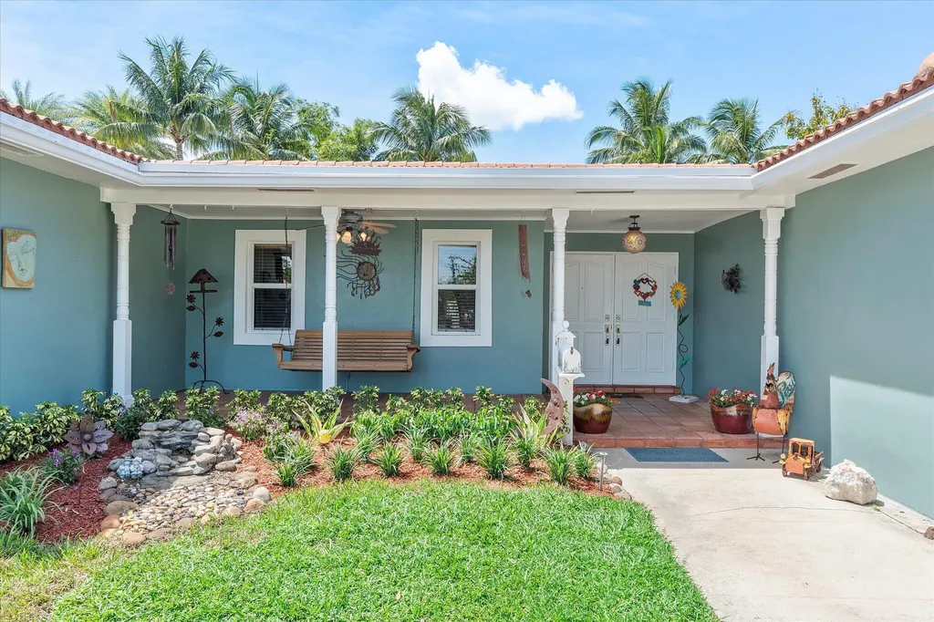 5101 N 36th Court Hollywood FL 33021