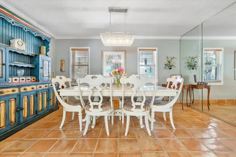 5101 N 36th Court Hollywood FL 33021