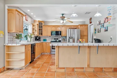 5101 N 36th Court Hollywood FL 33021